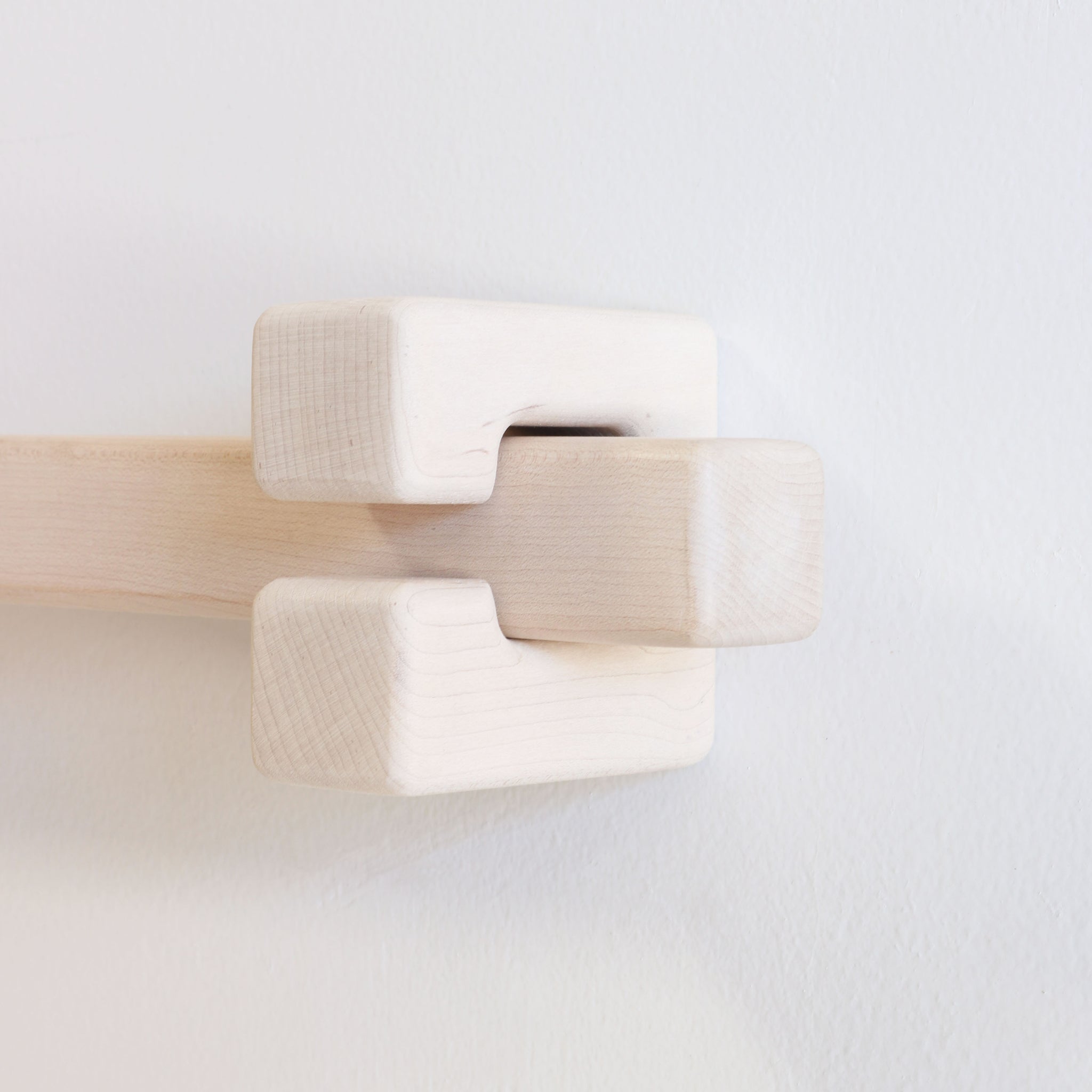 BOX DOWEL + BRACKETS  maple