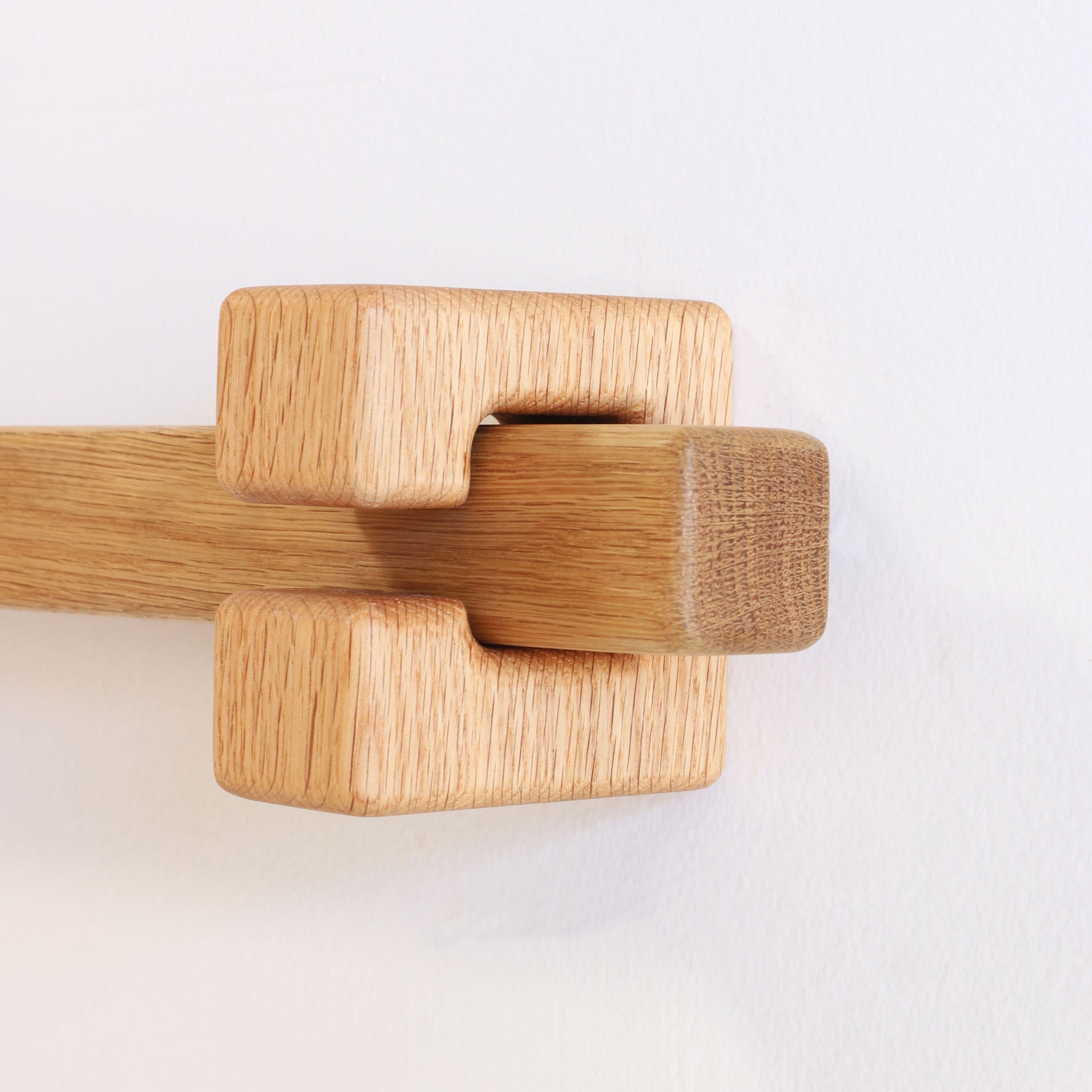 BOX DOWEL + BRACKETS oak