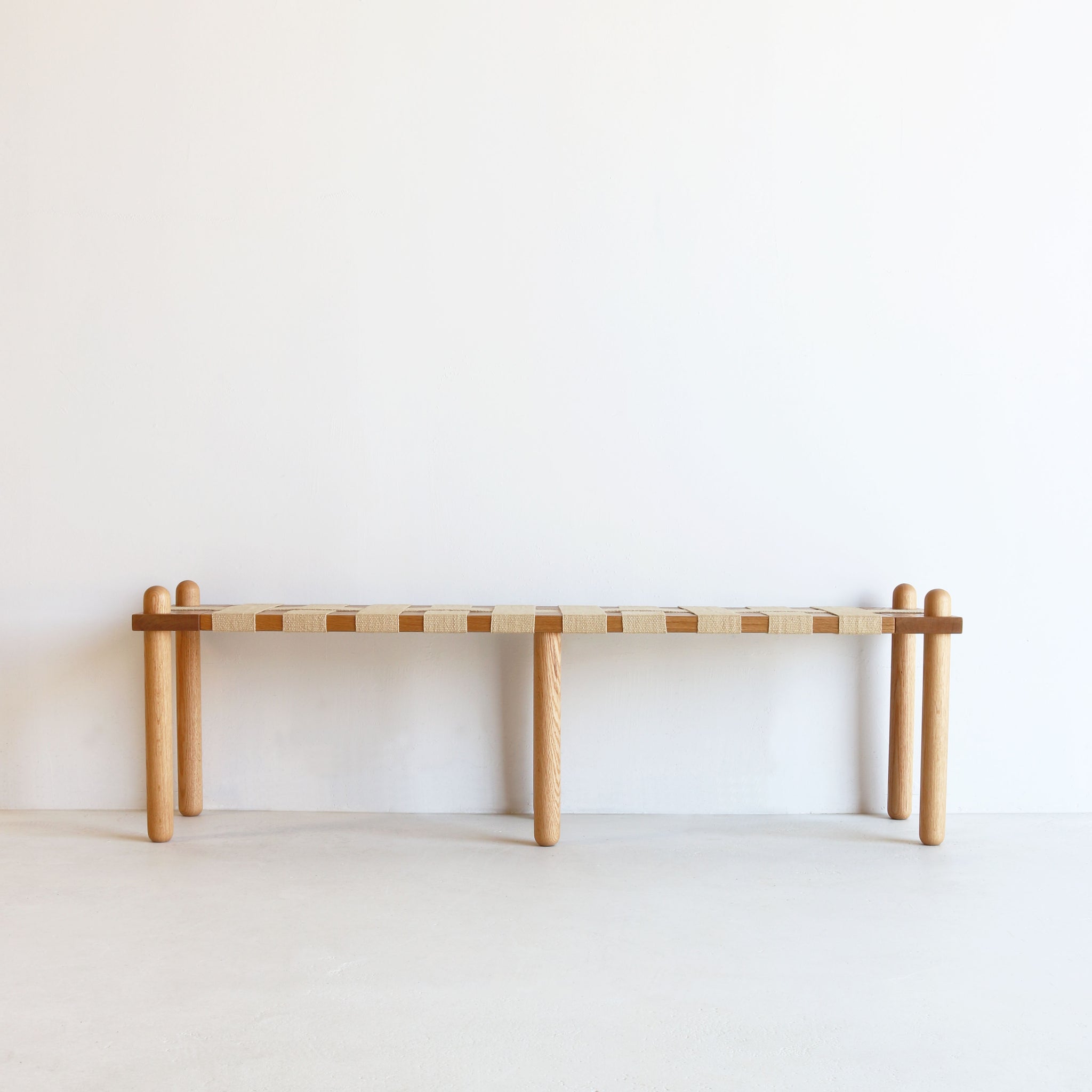 CAPSULE BENCH oak | 60"