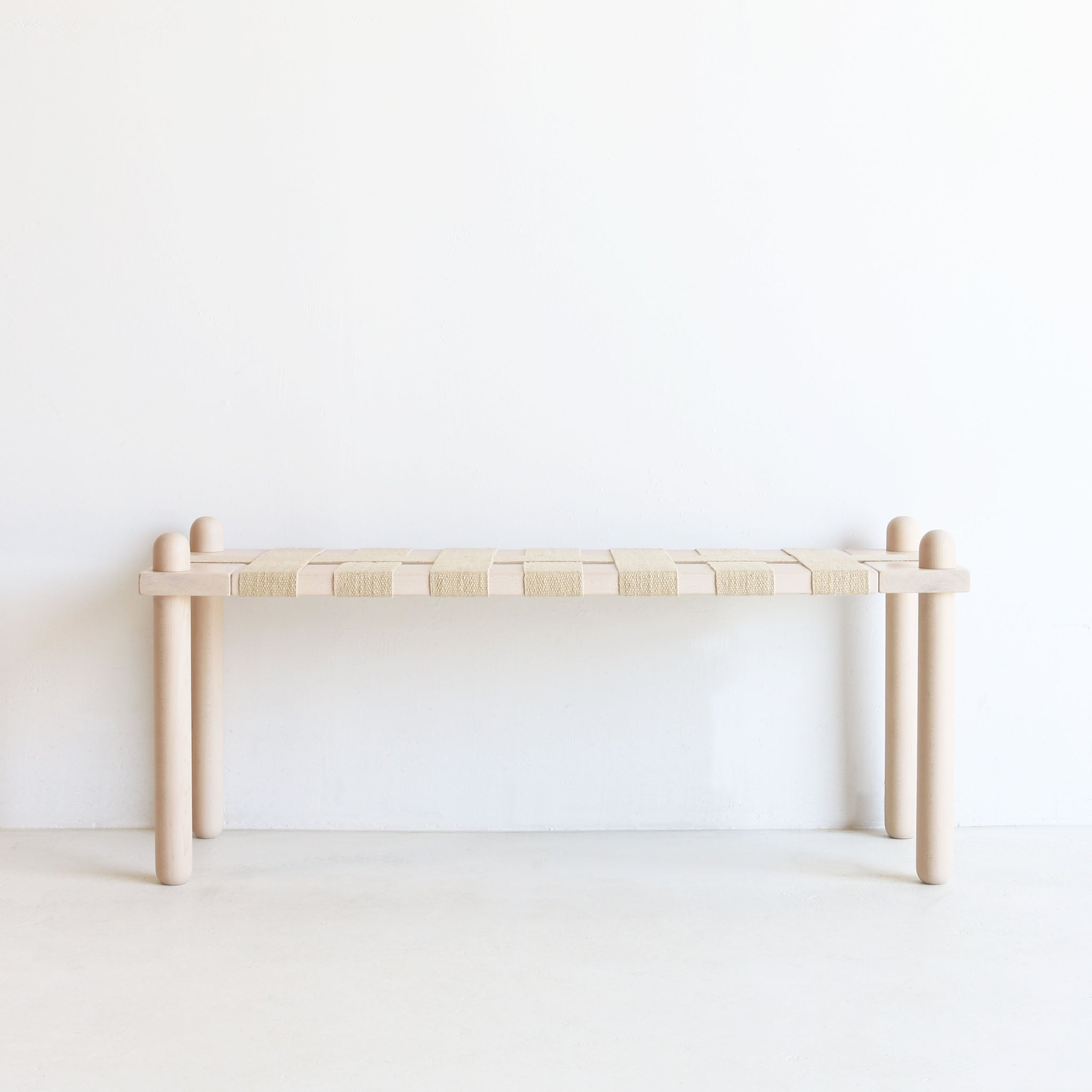 CAPSULE BENCH maple | 44"