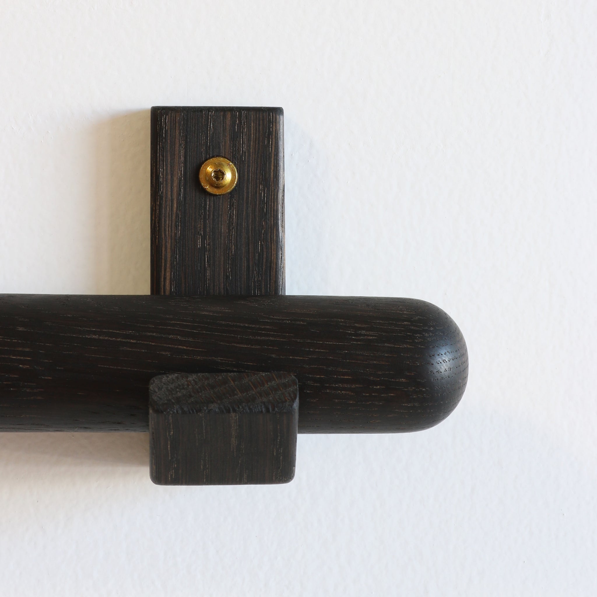 CAPSULE DOWEL + BRACKETS  ebonized oak