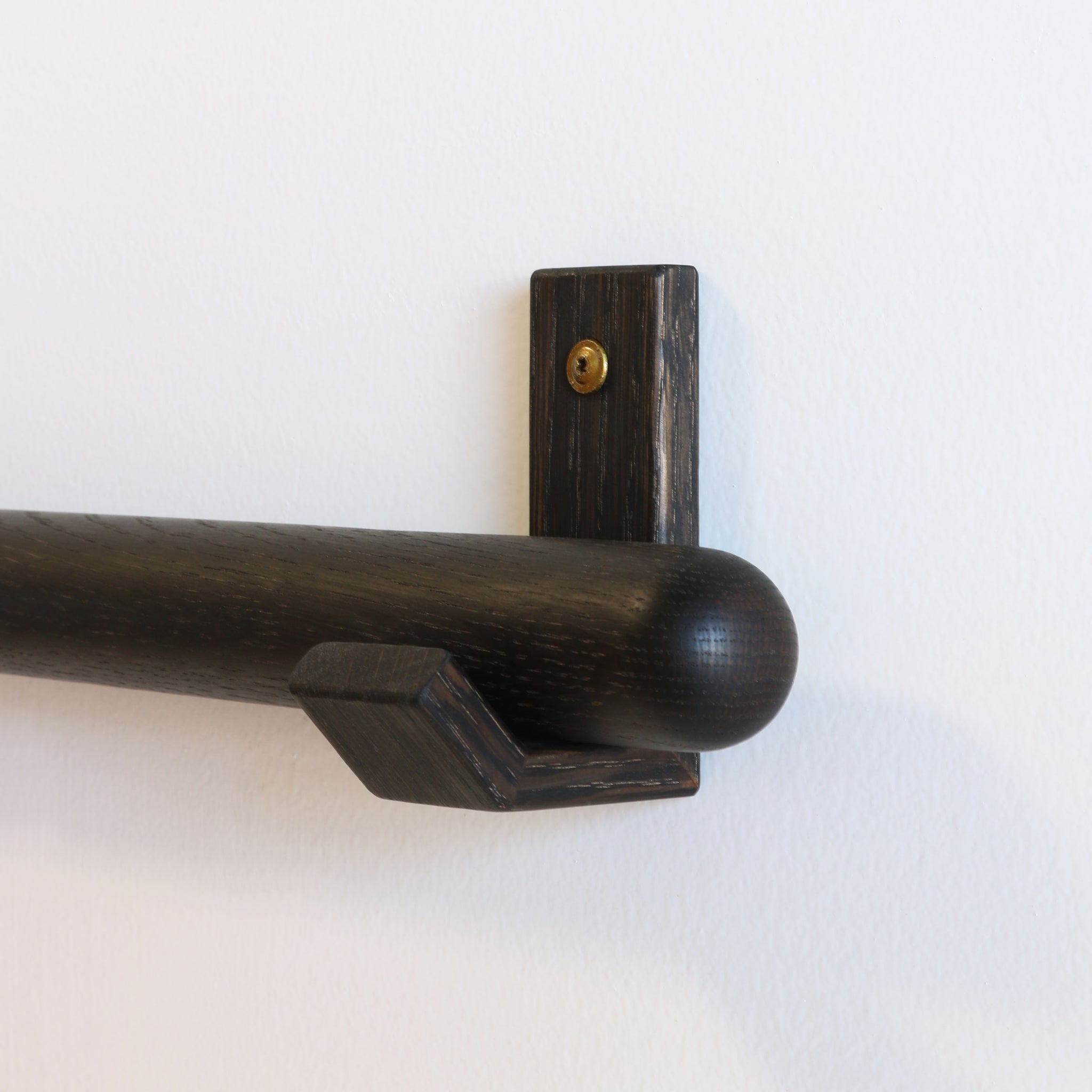 CAPSULE DOWEL + BRACKETS  ebonized oak