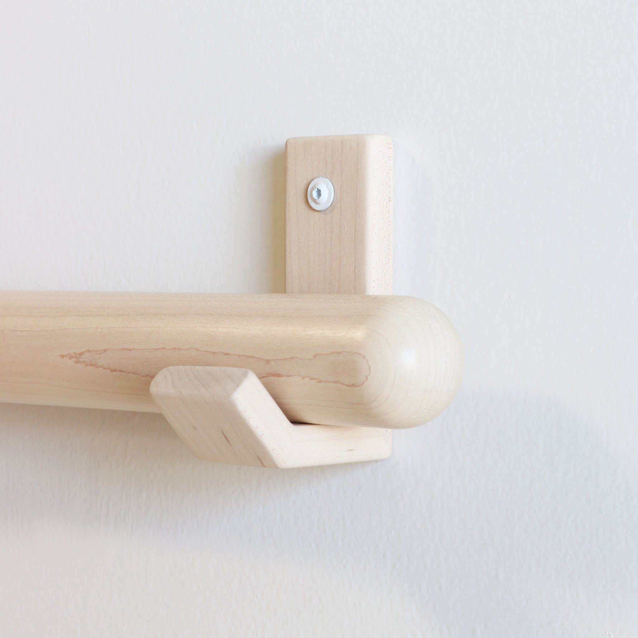 CAPSULE DOWEL + BRACKETS maple
