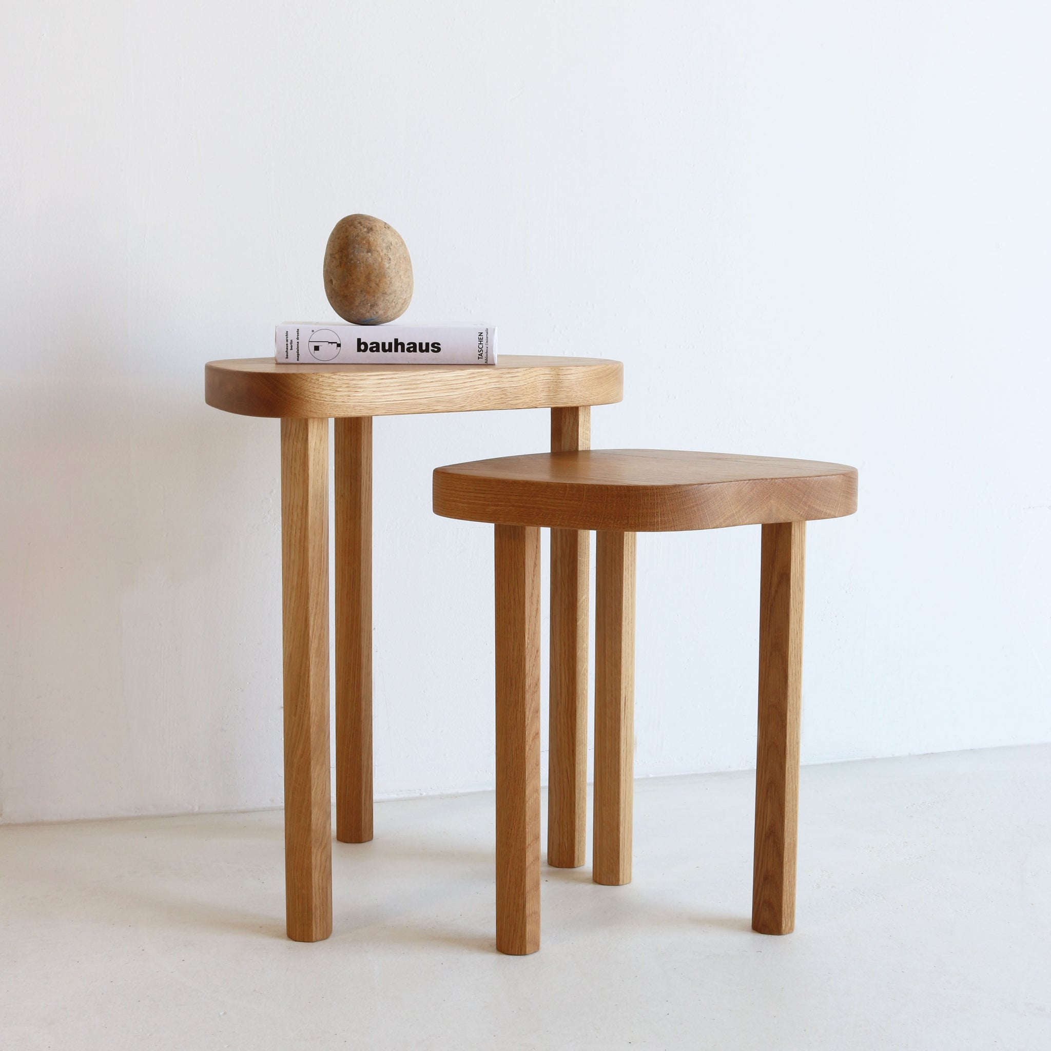 JOON NESTING TABLES    oak