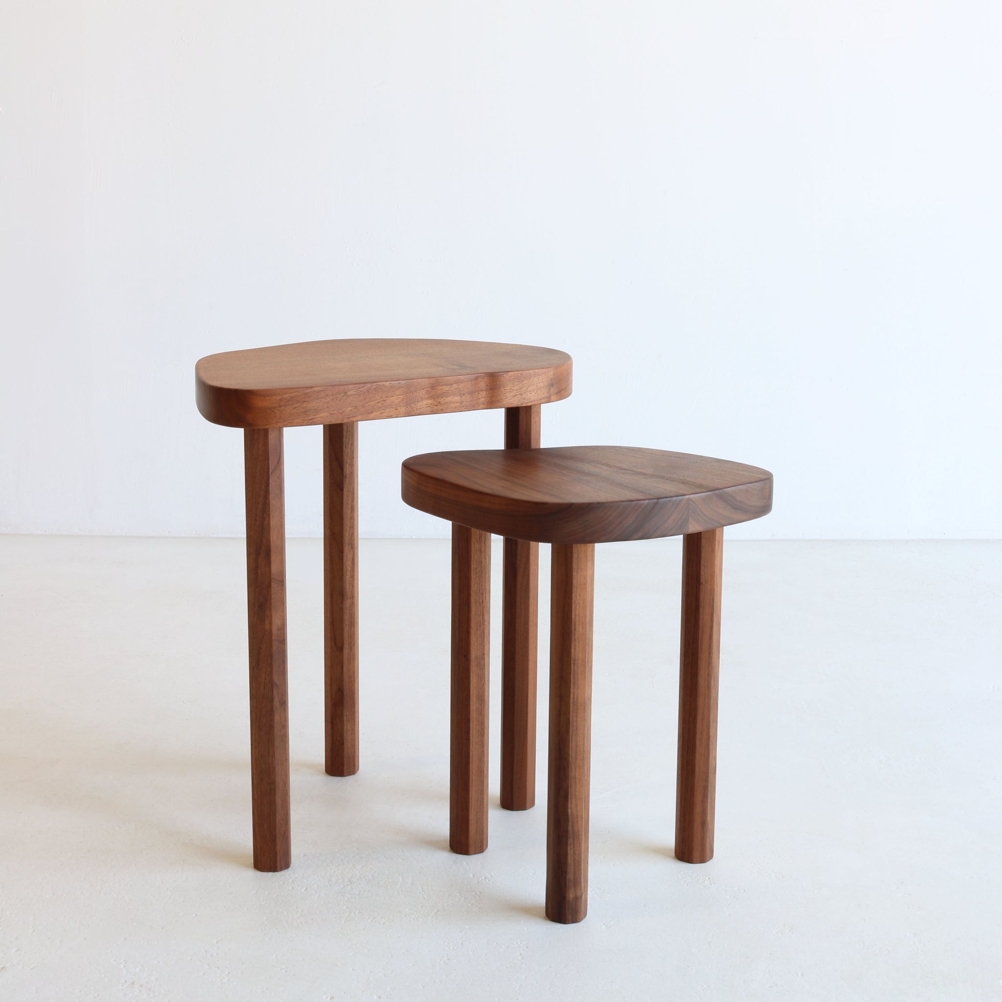 JOON NESTING TABLES     walnut