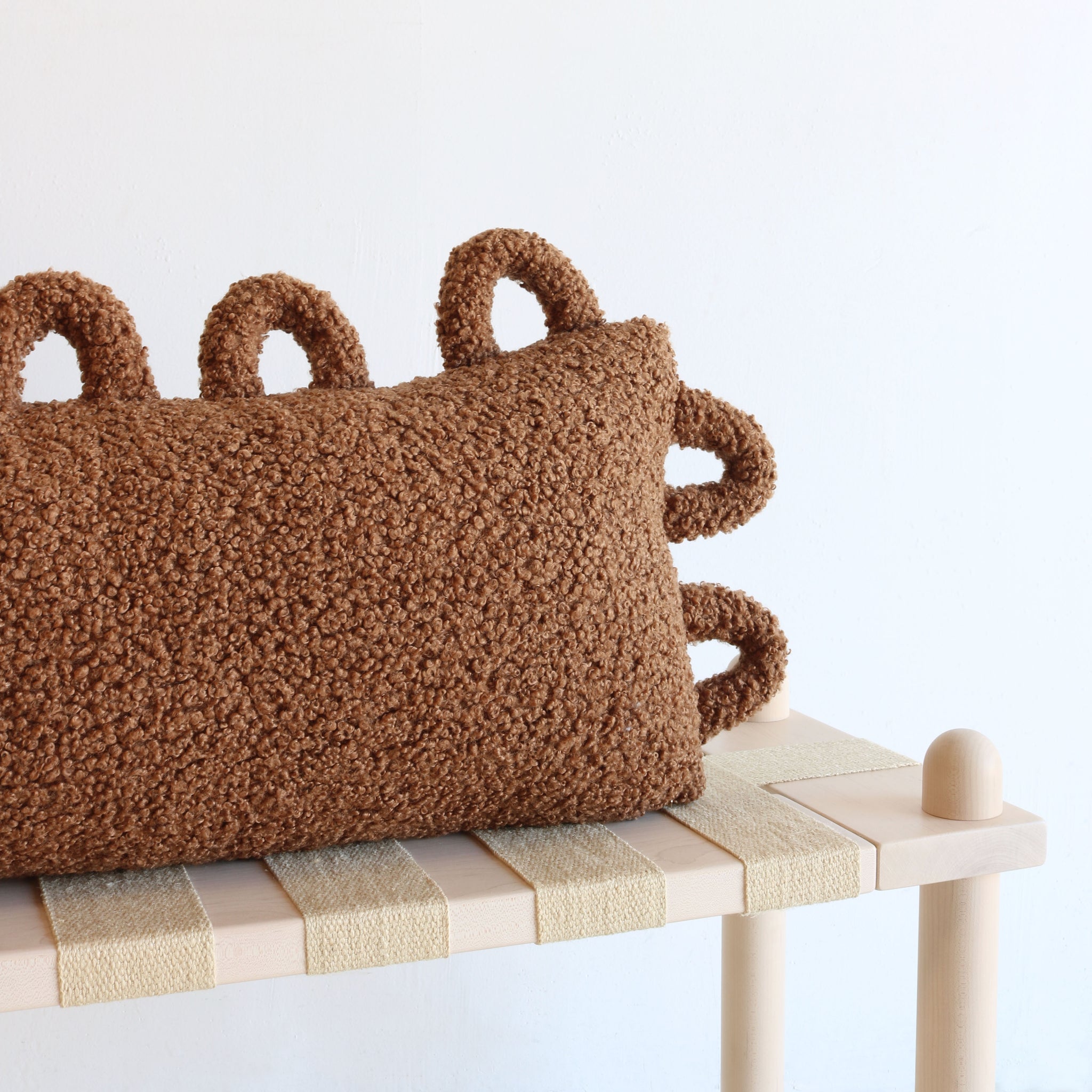 LOOPS PILLOW tobacco