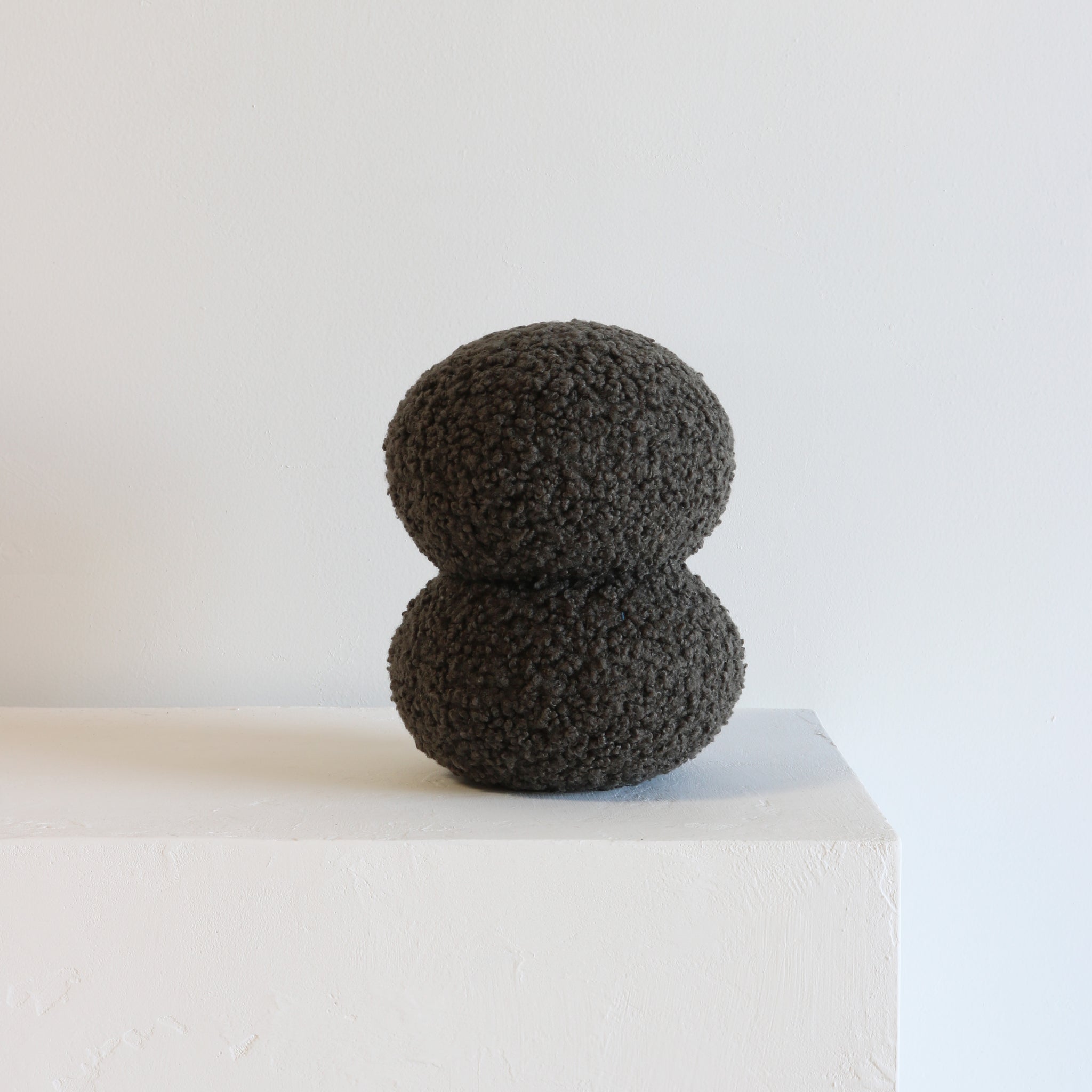 PUFF PILLOW textured bouclé | small double - coal