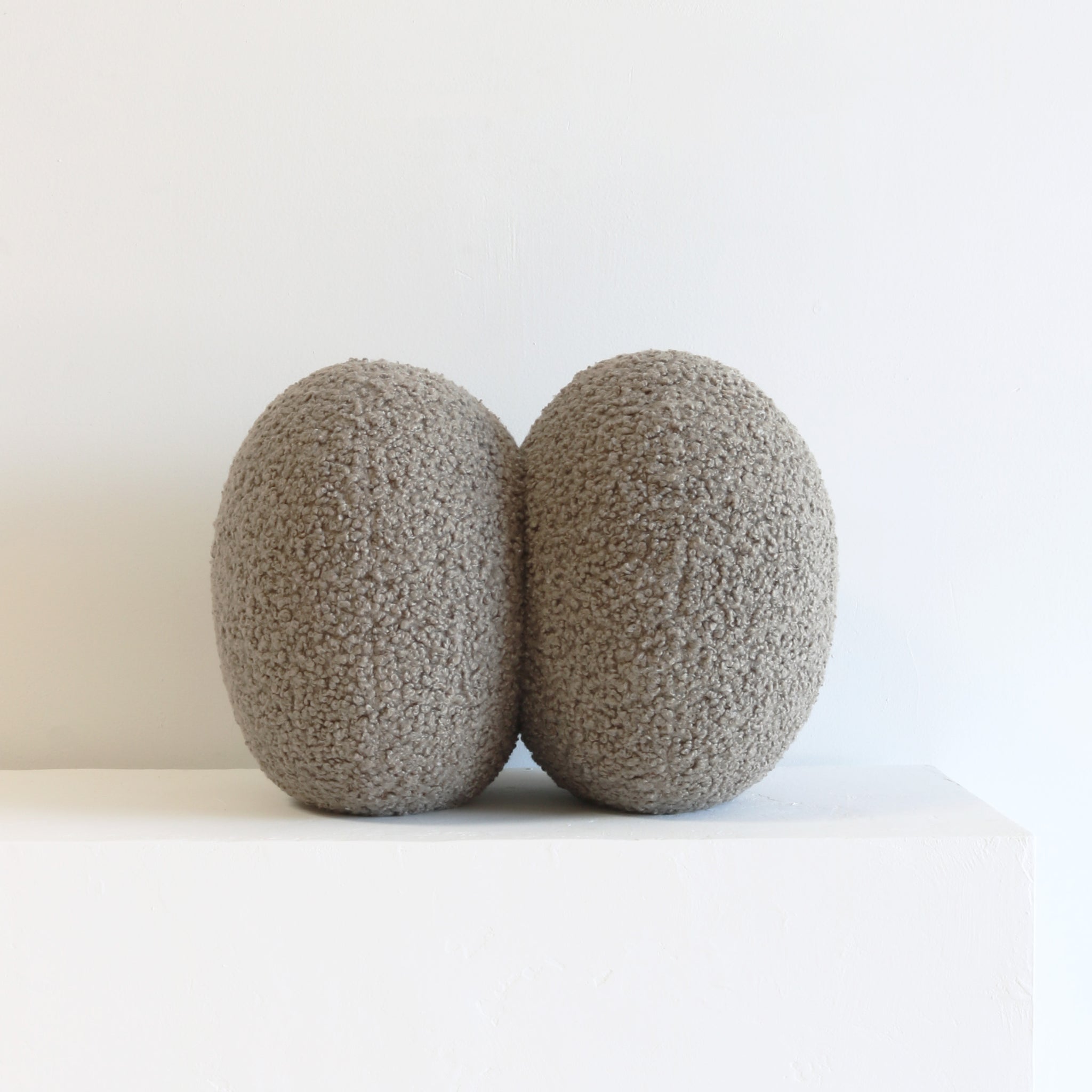 PUFF PILLOW textured bouclé | large double - stone
