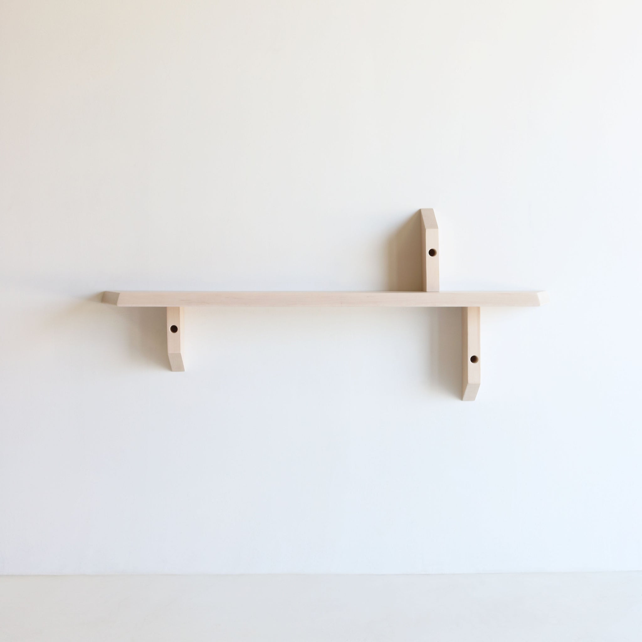 SLIGHT CONSOLE SHELF maple | 60"