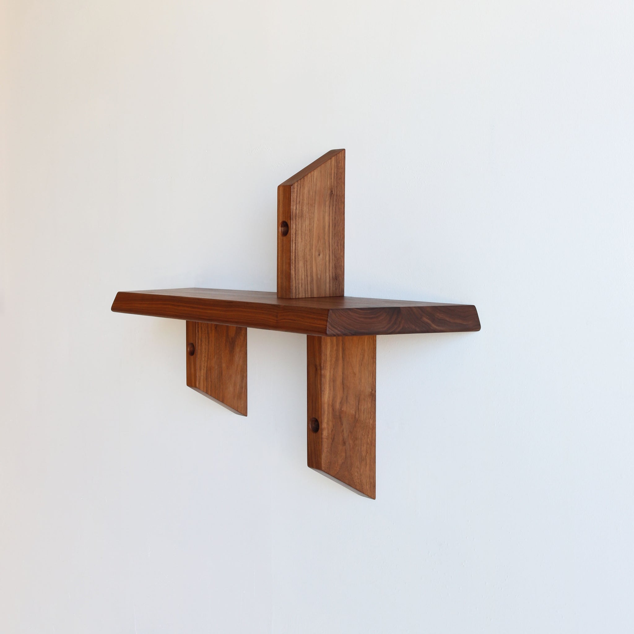 SLIGHT CONSOLE SHELF walnut | 36"