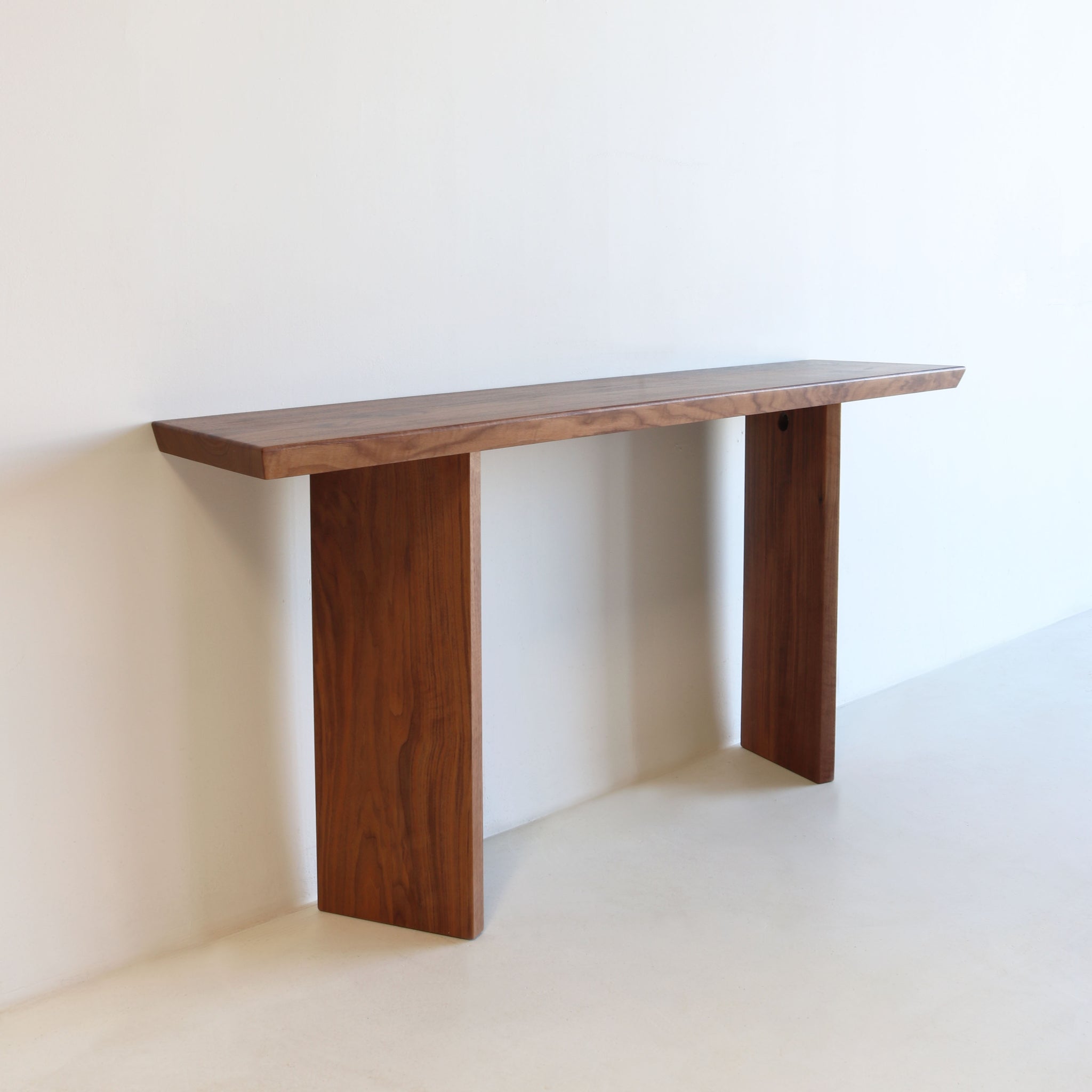 SLIGHT CONSOLE TABLE walnut | 72"