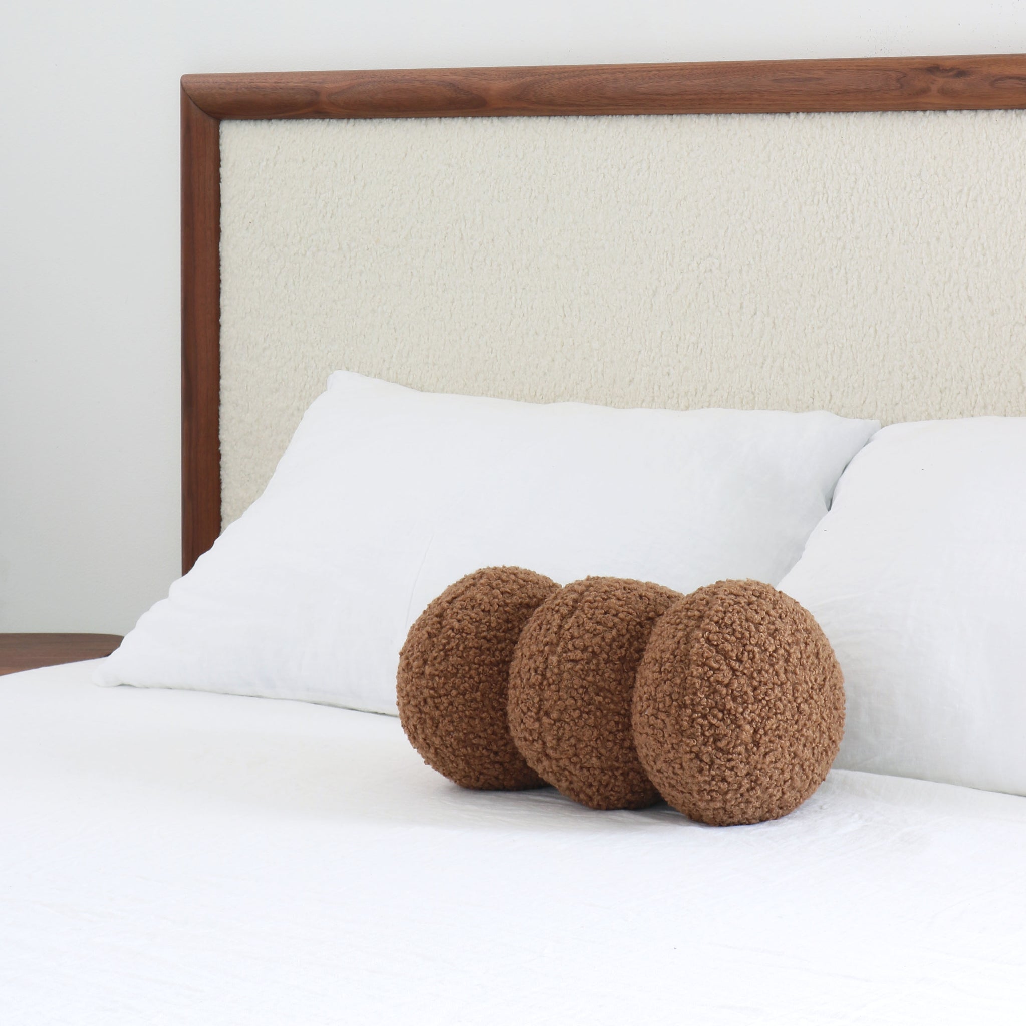 Talco Shaggy Boho Stripe 20-inch Throw Pillow - On Sale - Bed Bath & Beyond  - 30756556